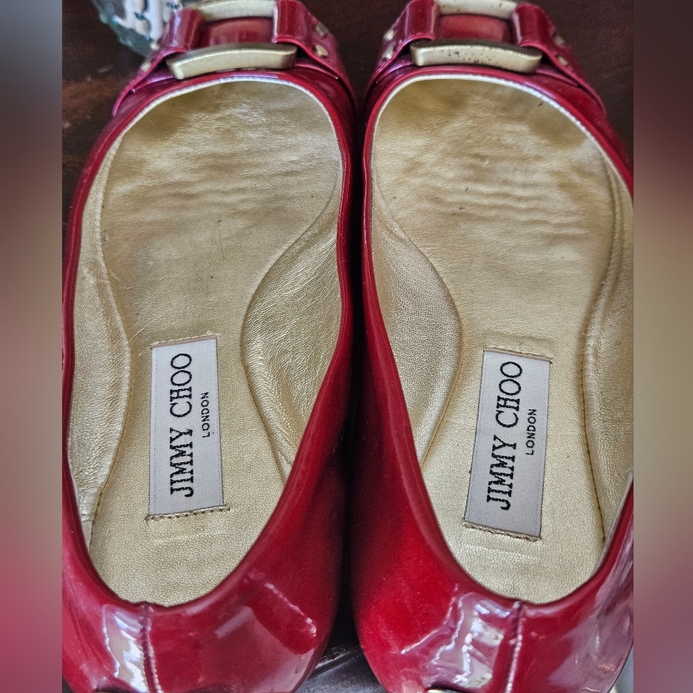 Jimmy Choo Glossy Patent Leather Red Flats with Gold Accents - Size 38.5 - Picture 10 of 15